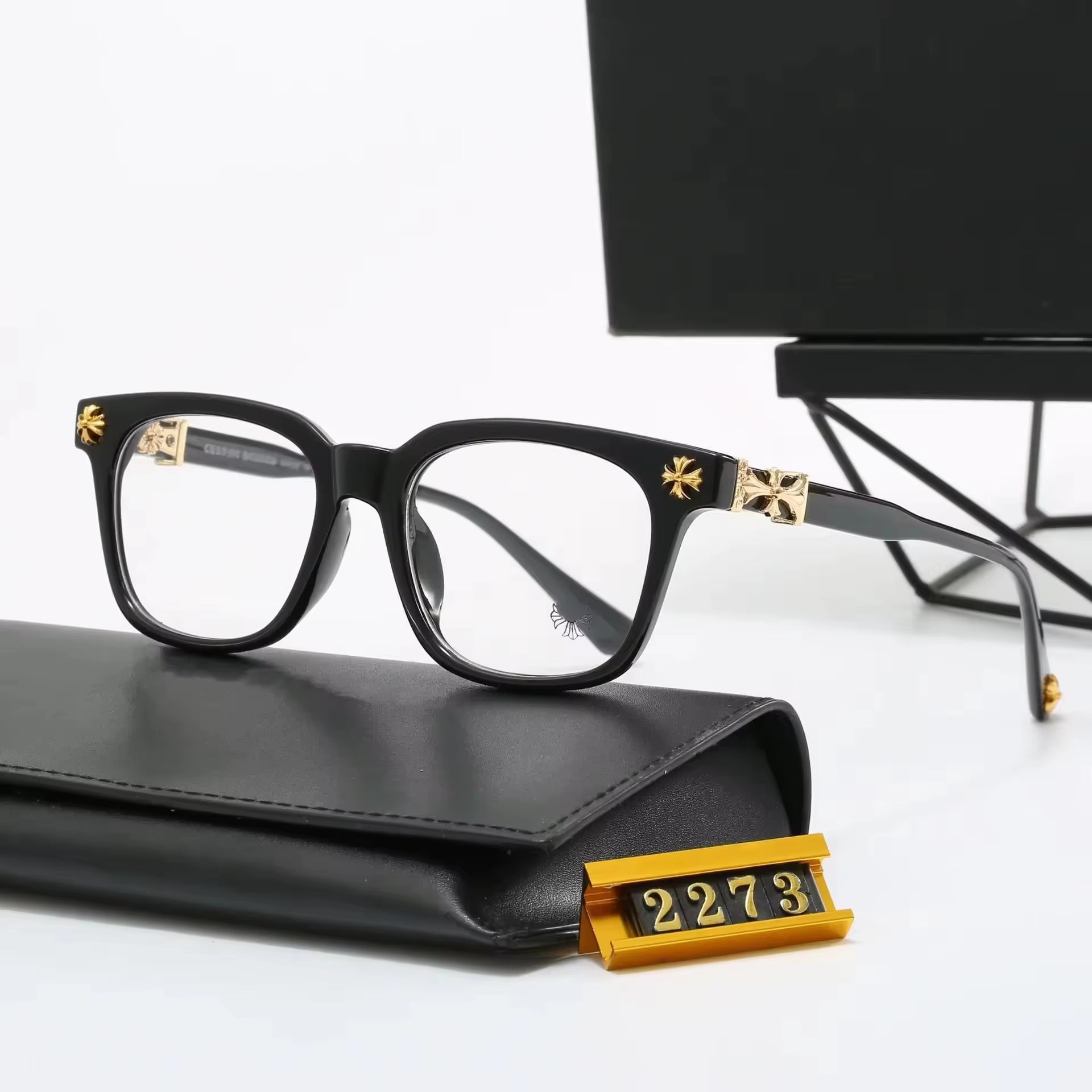 Classic European and American Optical Glasses 2273 New Men and Women'S Sunglasses with Square Frames Travel Fashion Eyeglasses